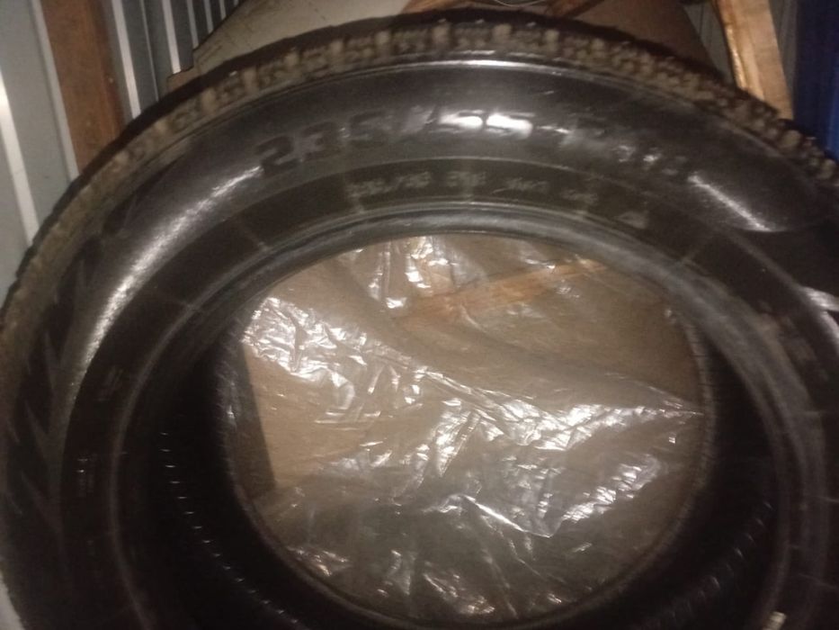 Продам резину зимнию