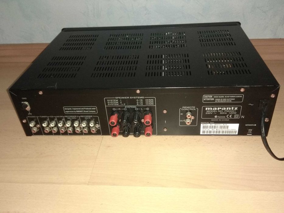Стерео усилвател Marantz PM4001