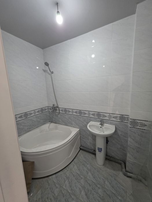 Yangiyol shahar MBG massiv 6 qavat 65.7 lv