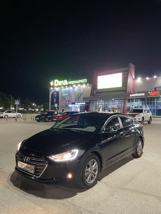 Продам Elantra дилерская