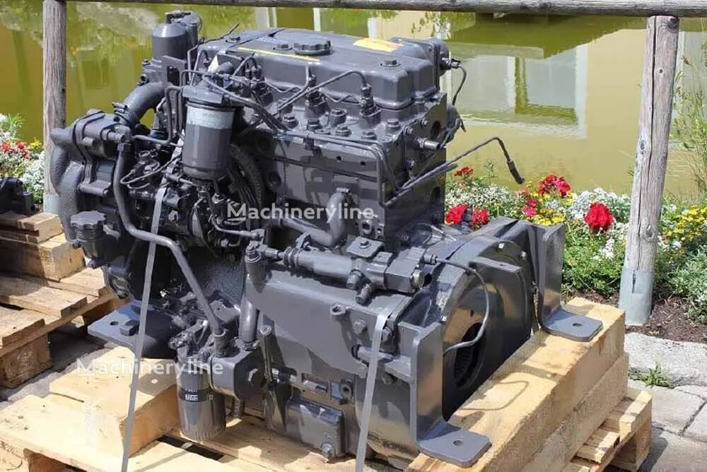 Motor AK 1004-40T pentru Volvo EC 160 Perkins AK-1004-40T