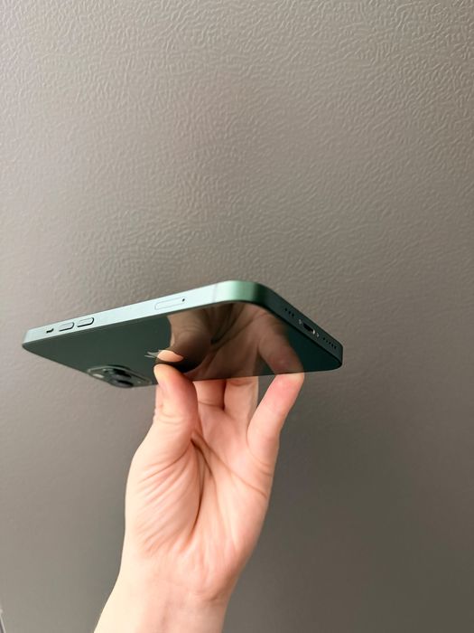Iphone 13, 512гб, 100%АКБ, Е-сим