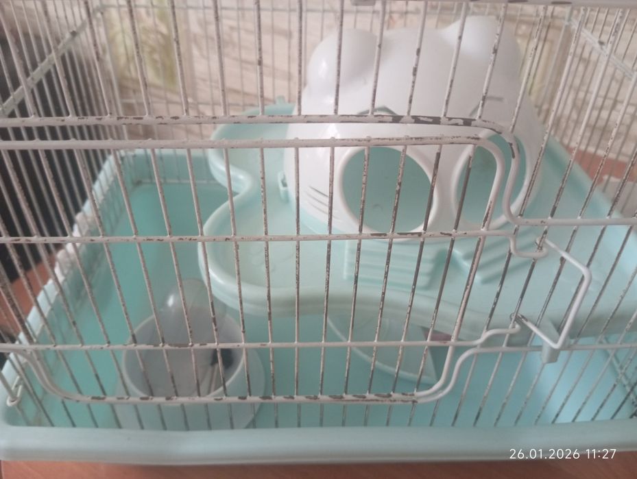 Продам клетку для хомяков