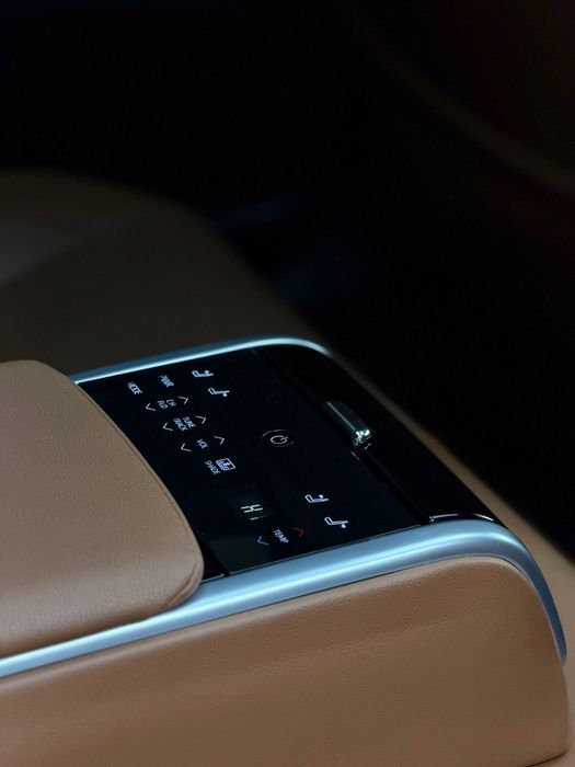 Toyota Camry Hybrid Limited