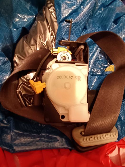 Преден десен предпазен колан Хонда акорд 7 генерация Honda accord 7