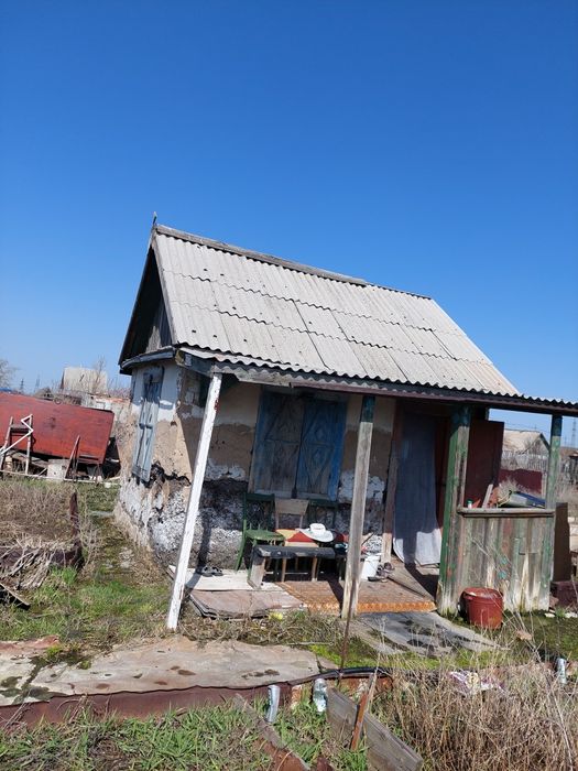 Продаю дачу с большим участком