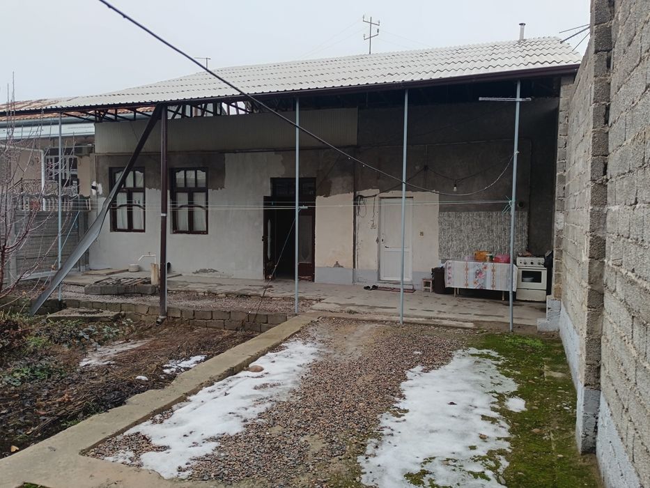 Yangiyol tuman gulbaxor mustaqillik kochasi 41 uy