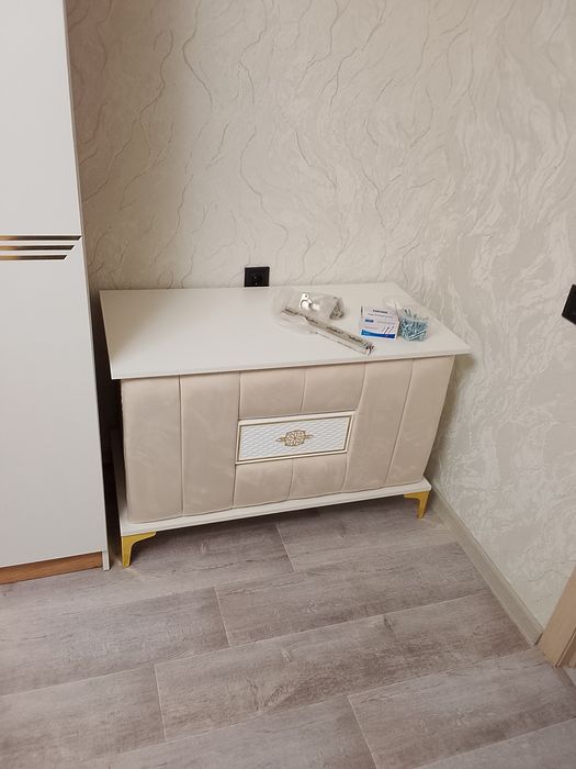 Сборщик мебели, электрик и Т.д