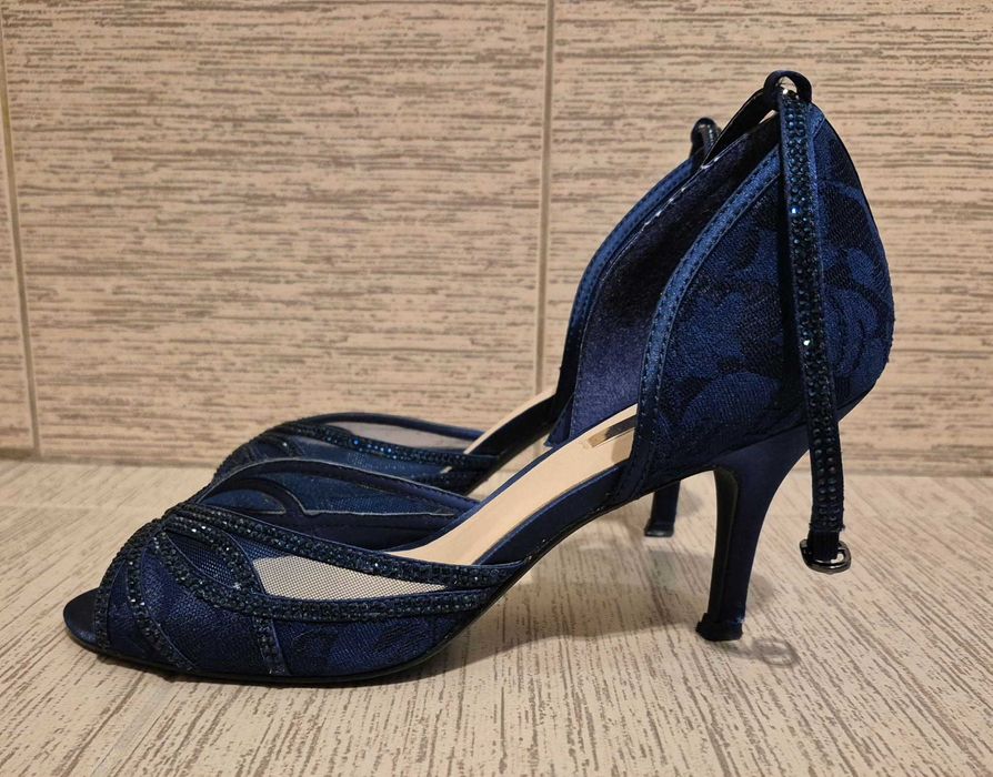 Дамски официални обувки и чанта (комплект)