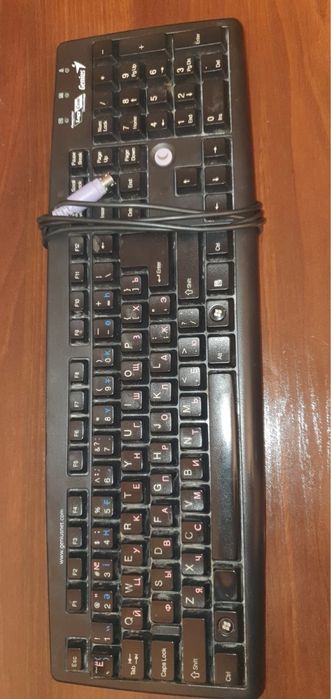 Клавиатура логитек проводная