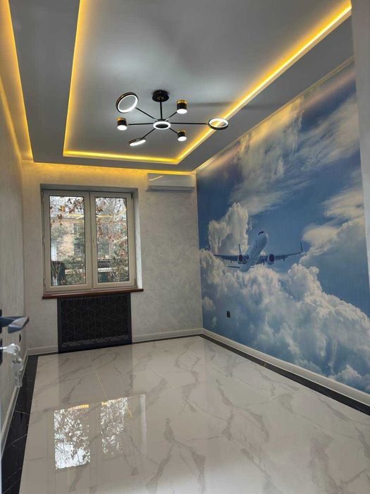 Аренда помещения ЦУМ, м.Космонавтов шоурум, офис Школа №110