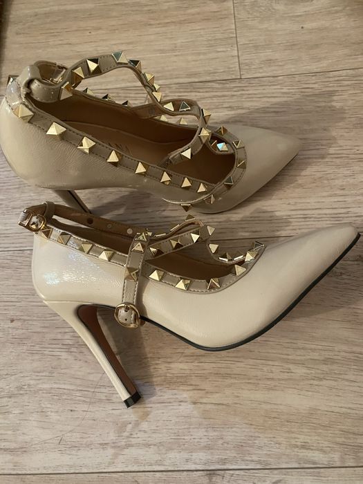 Продам туфли 35 размер