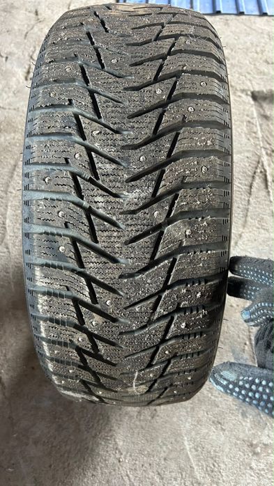 Продам зимние шины Sailun 215/50 R17