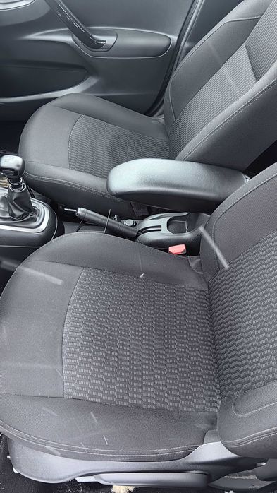 Peugeot 301 Sedan 1.5hdi