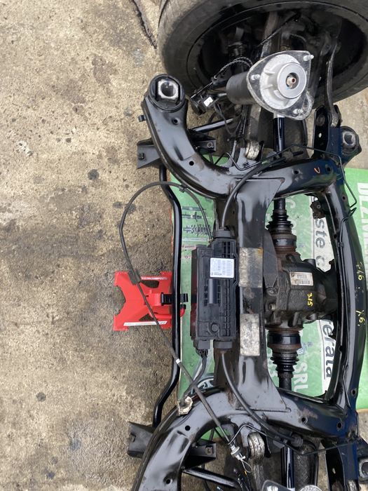Cadru punte spate BMW X6 F16