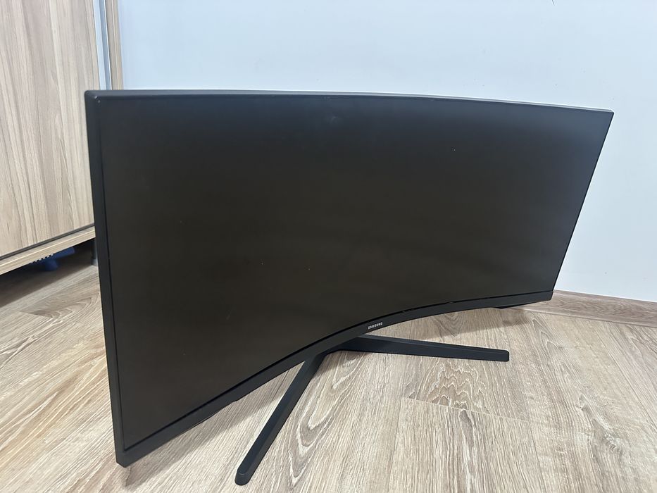 Monitor Curb Samsung Odissey G5 - 34 inch impecabil