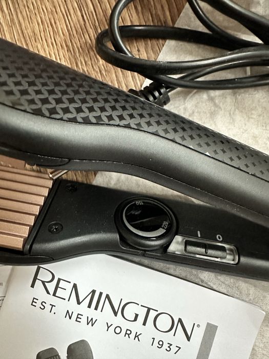 Преса за коса REMINGTON professional малки вафли