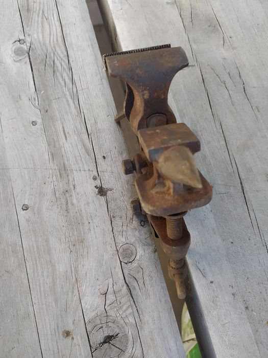 Тисочки маленькие