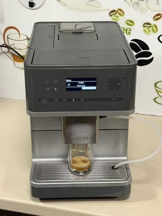 Кафемашина кафе автомат miele CM61 с гаранция