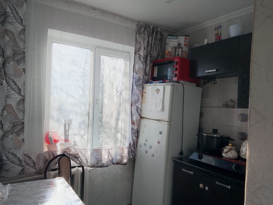 продам  2 ком кв