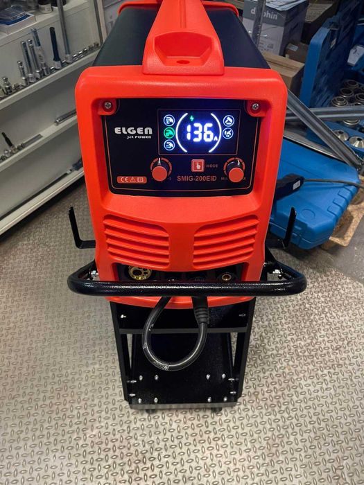 3 в 1 Заваръчна машина IGBT MIG/MAG/MMA/LIFT TIG SMIG-200EID Synergic