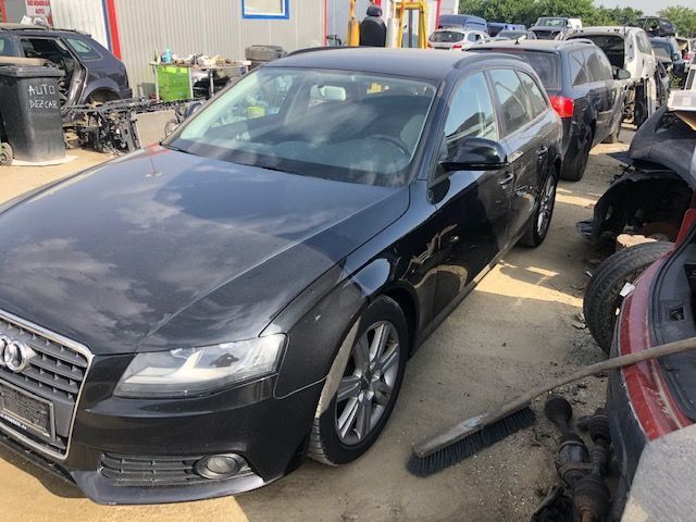 Dezmembrez Piese  Audi A4 B8 2.0