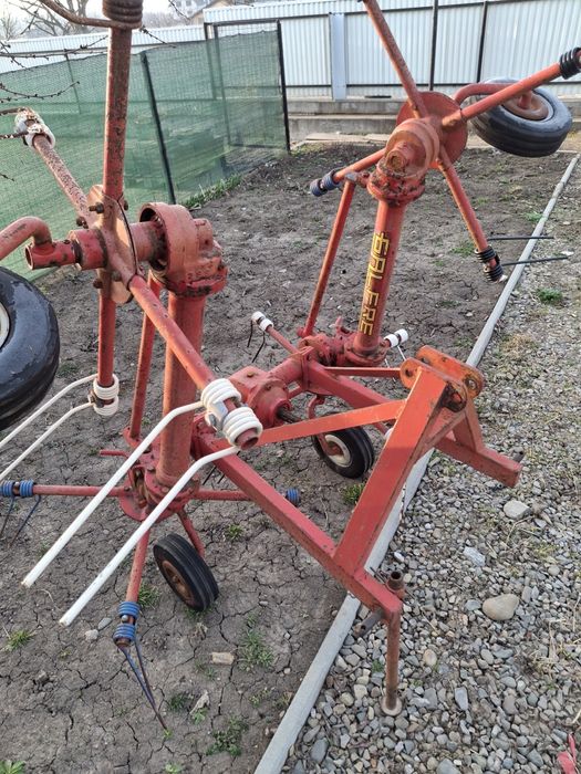 Greblatoare imprastietoare