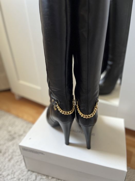 Естествена кожа ботуши