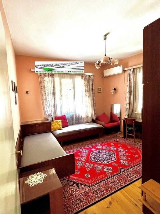 Дава се под наем Етаж от къща в Пловдив, Кършияка - 120 кв.м за 600 € - Снимка #2