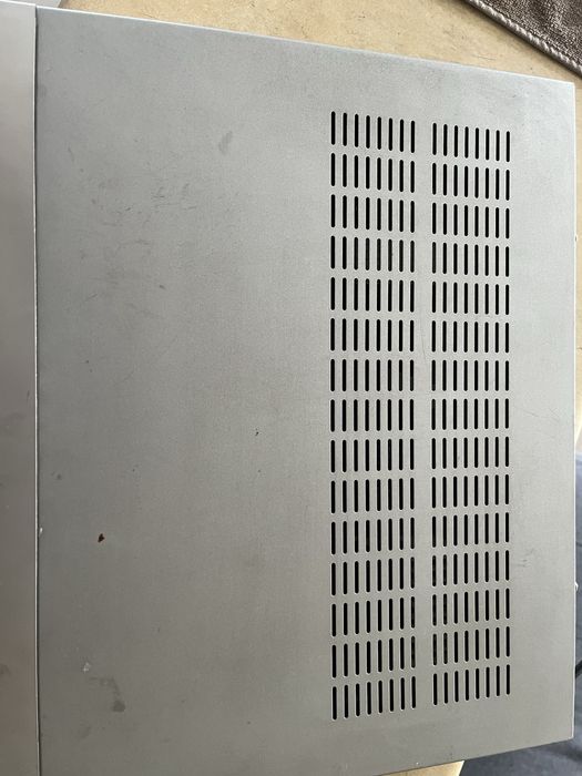 DVD усилвател в перфекно състояние