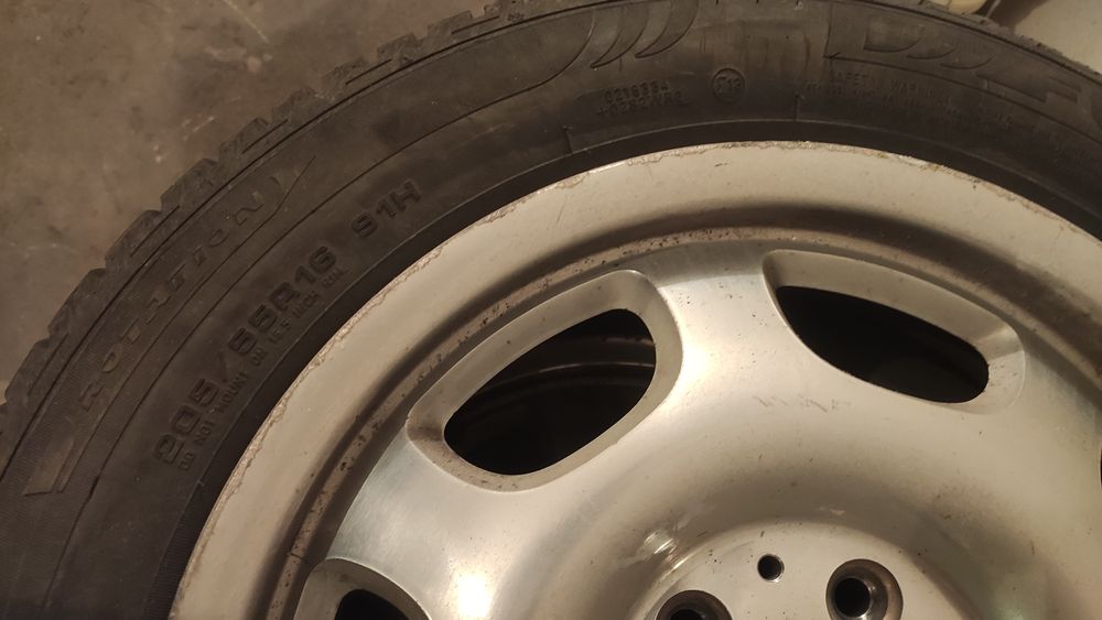 Зимни гуми с джанти Мерцедес