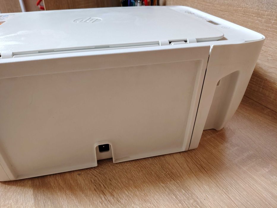 Принтер HP DeskJet 2710e