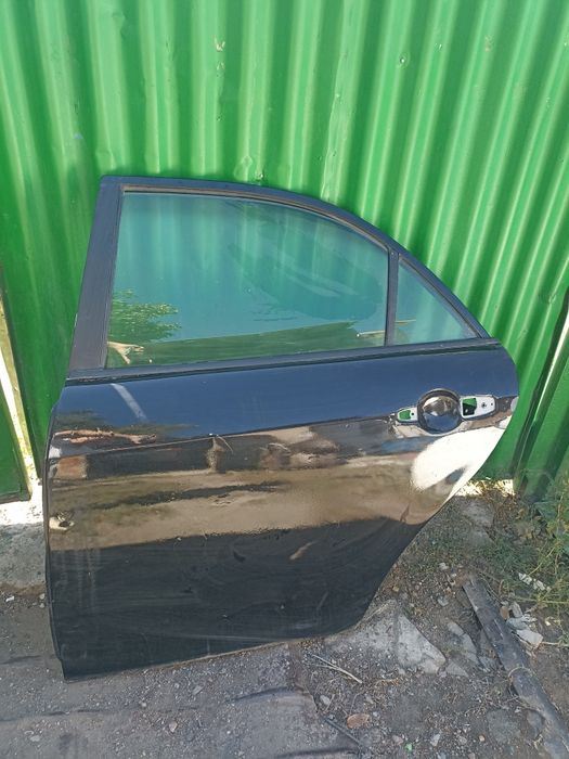 Дверь Мазда 6 2006