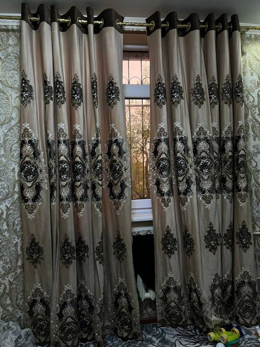 Занавеска в отличном состоянии и качестве