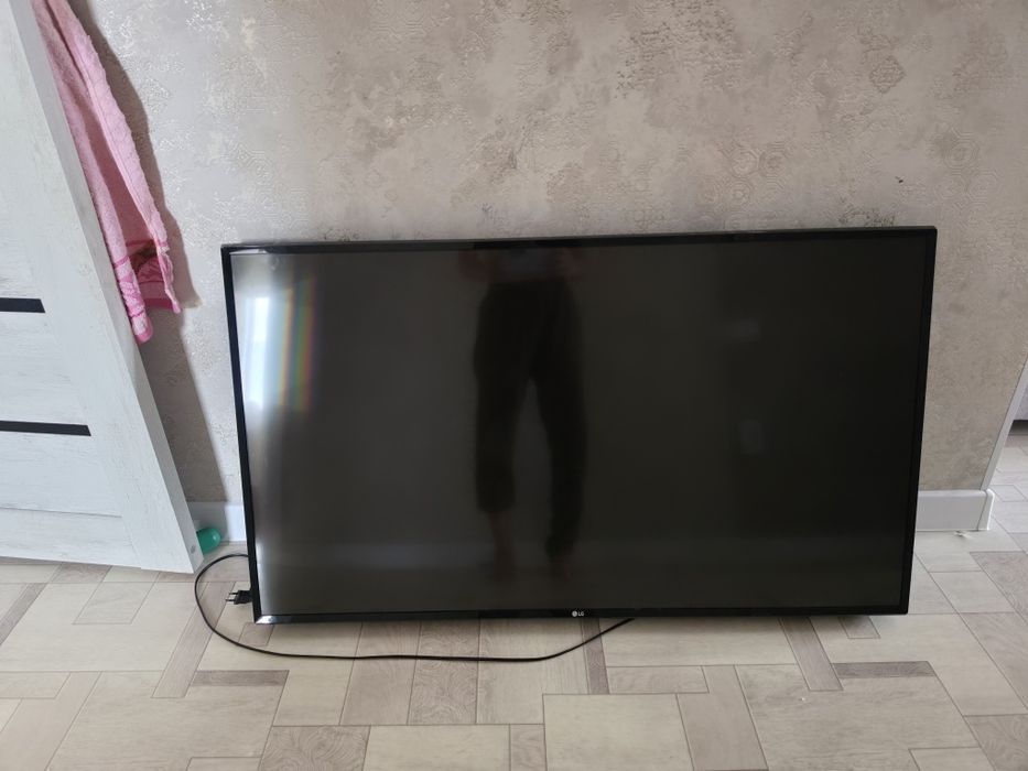Телевизор LG 49 дюйм
