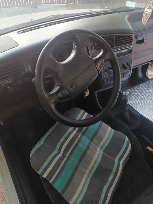 Vând Volkswagen Golf