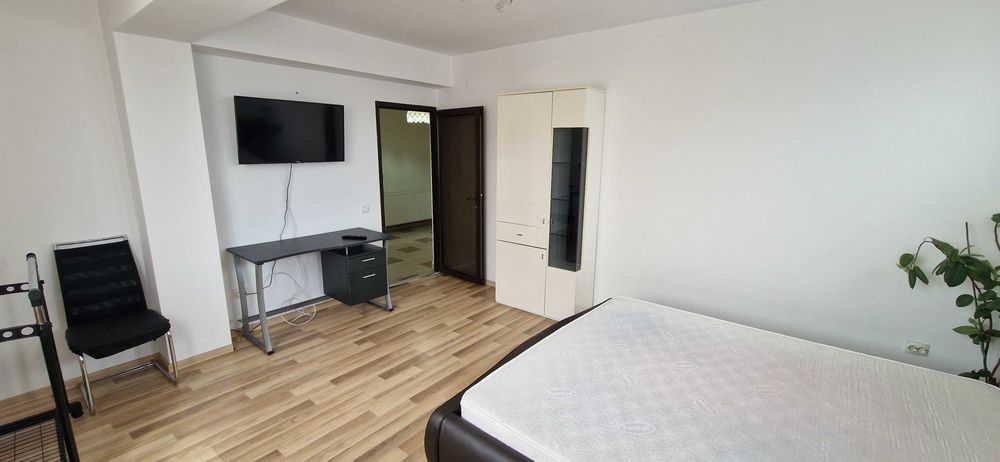 Studio 46 Mp  decomandat  Ghimbav parcare disponibila