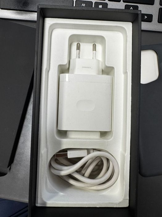 Vand Oppo Find X5