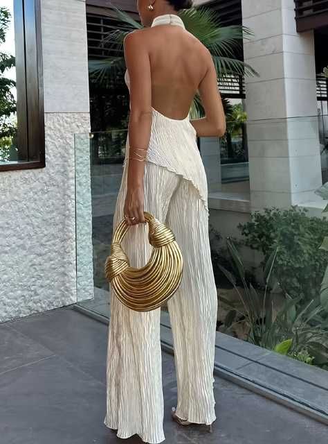 Ефирен дамски летен комплект в бежов цвят - размер S