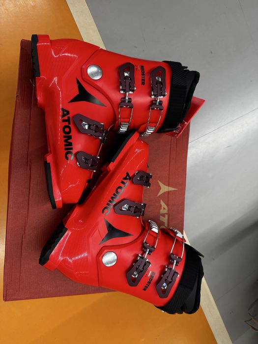 Clapari schi ski copii Atomic Redster 24.5 noi nou