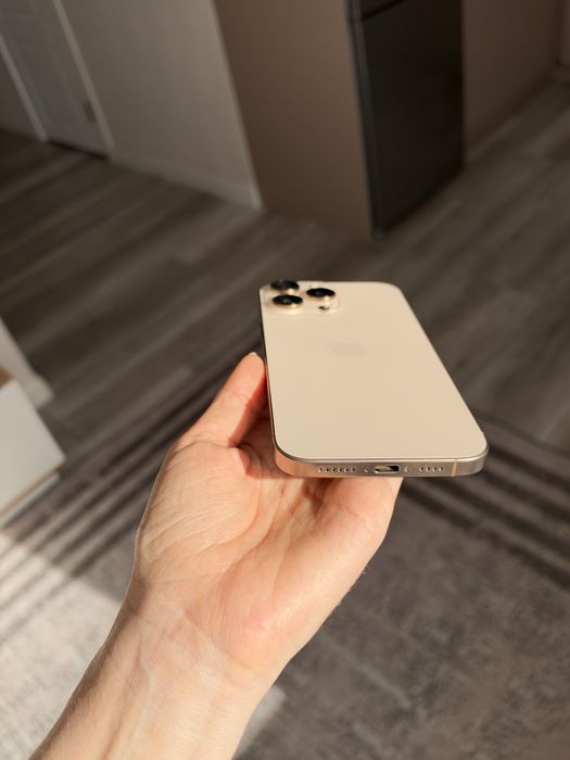 Apple iPhone 16 Pro Max, 256Gb, Desert Titanium