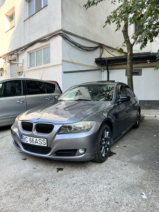 BMW  E90 Seria 3  - 320d
