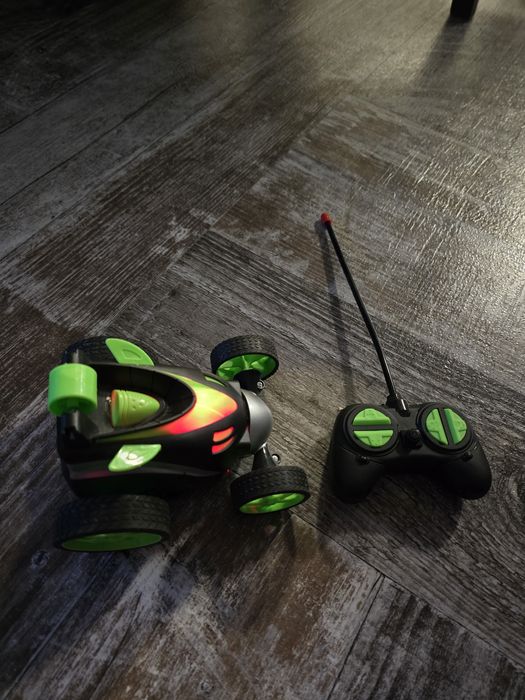 Детска количка с дистанционно