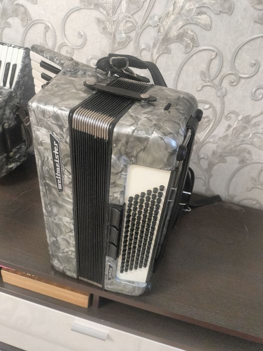 Аккордеон в отличном состоянии