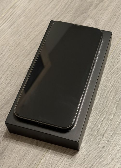 iPhone 13 PRO MAX cu 92 % Bateria