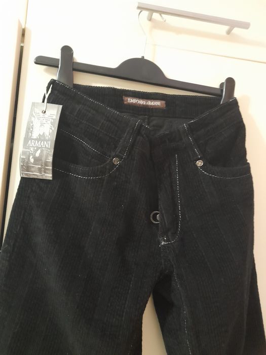 Rsiat negru Armani, nou, cu etichetă,  mărimea 29chetă,  mărimea 29