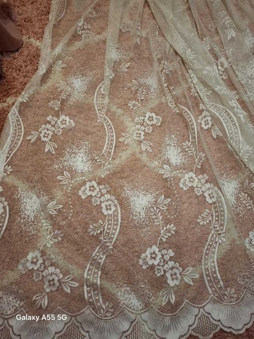 Перде      ушито