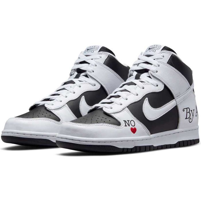 Nike SB x Supreme Dunk High OG QS By Any Means Black