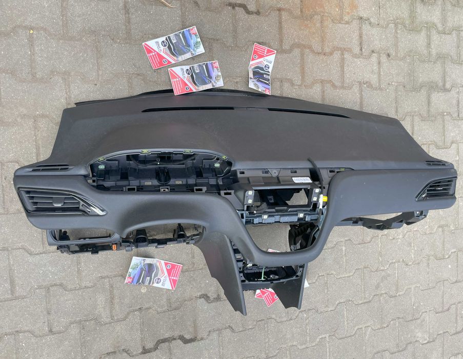 Peugeot 208 - plansa de bord - kit airbag - set centuri de siguranta