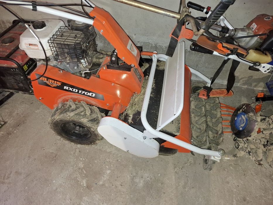 Tocator resturi vegetale 9cp...motocultor ruris 7 cp